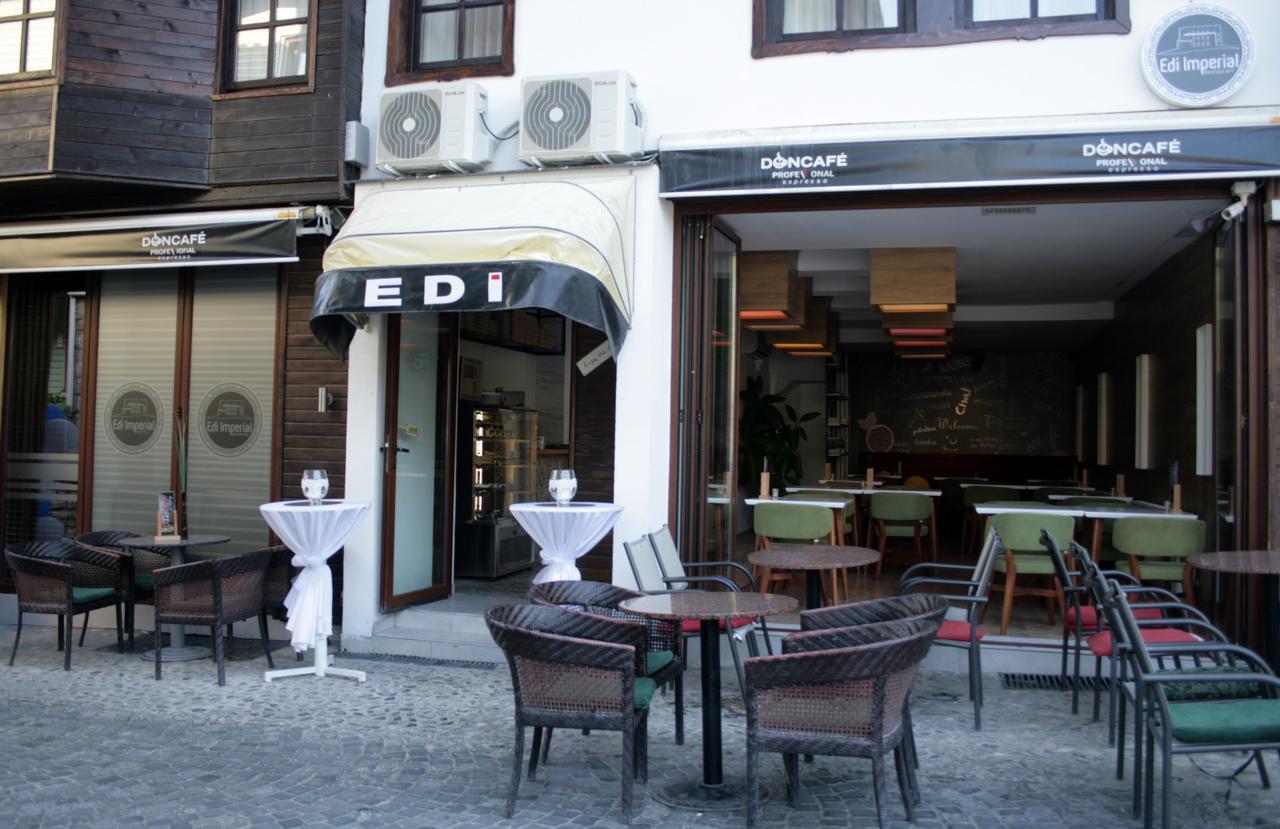 Saray Hotel Prizren Exterior foto